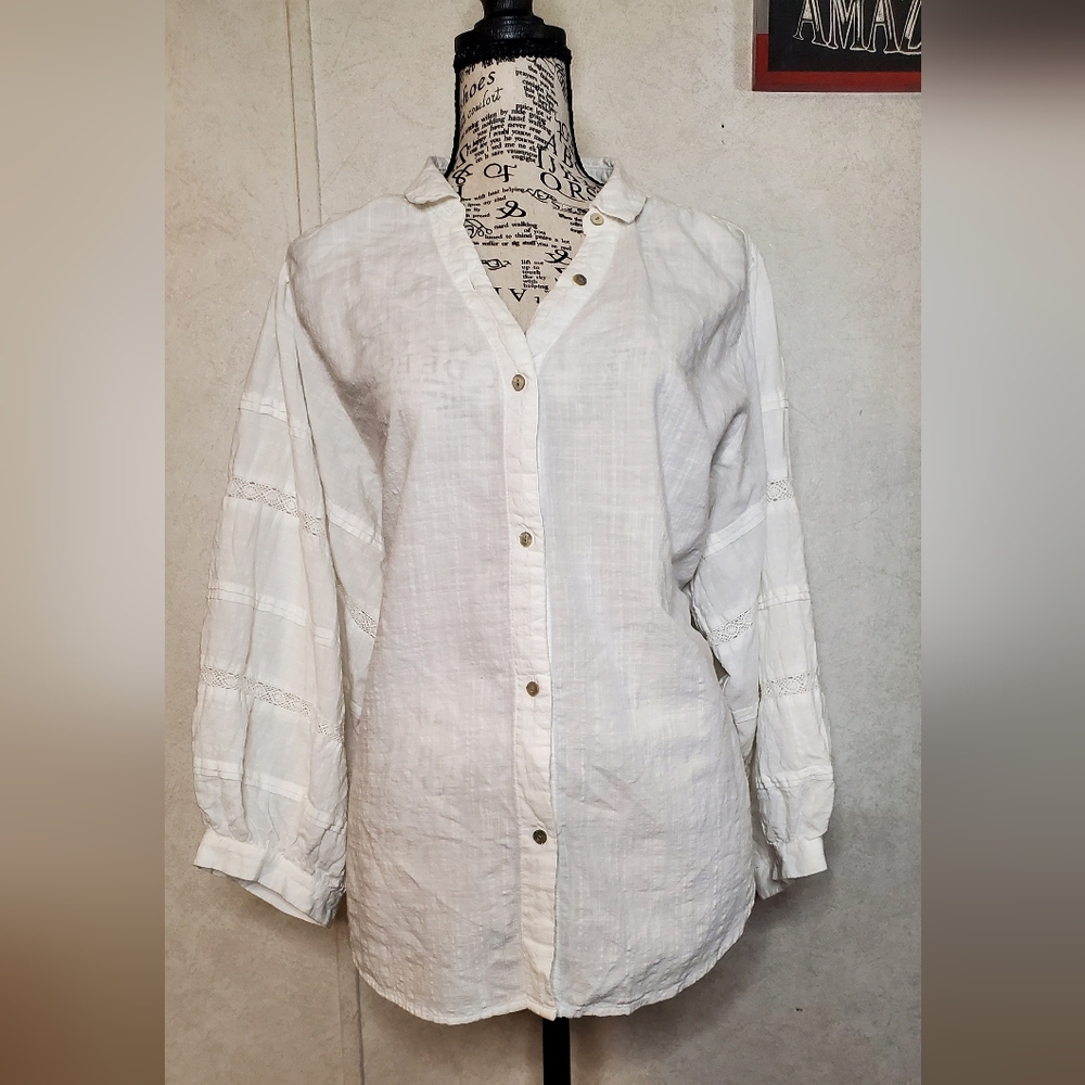 LC Lauren Conrad Stone White Lace Sleeve Blouse Top XL